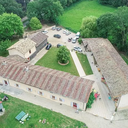Le Charmay Hébergement de vacances Sandrans